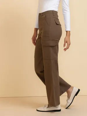 Wide Leg Cargo Jeans