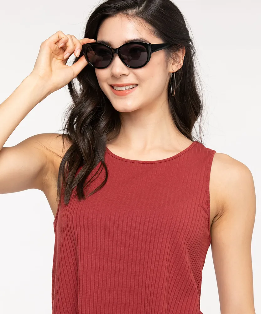 Sleeveless Scoop Neck Swing Top