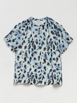 Short Flutter Sleeve Chiffon Blouse