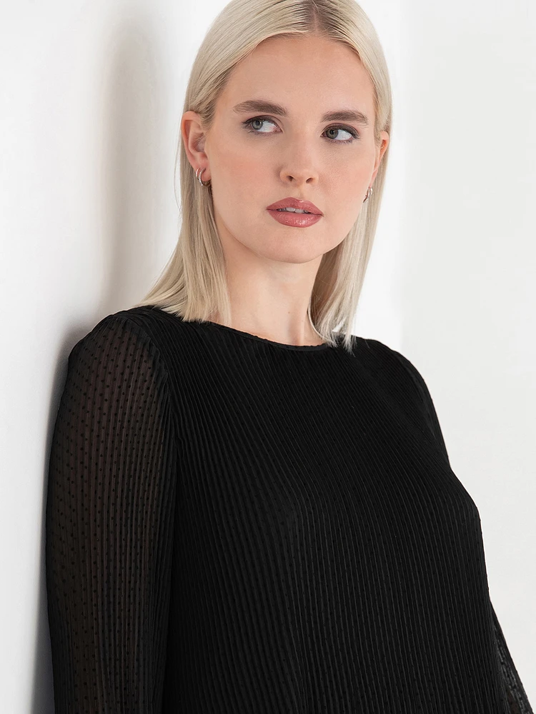 Scoop Neck Release Pleat Knee-Length Dress