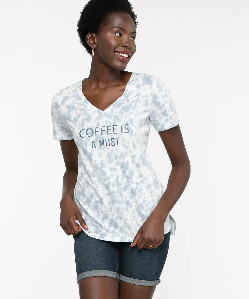 V-Neck Step Hem Tee