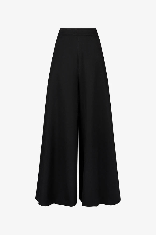 Fluid trousers