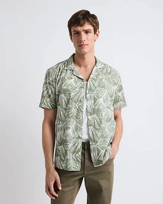 Chemise à Motif Feuillagé Manches Courtes et Col Camp