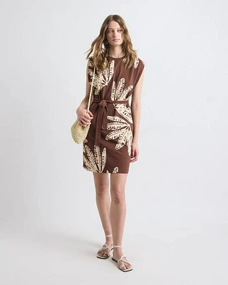 Extended-Sleeve Dress with Removable Belt