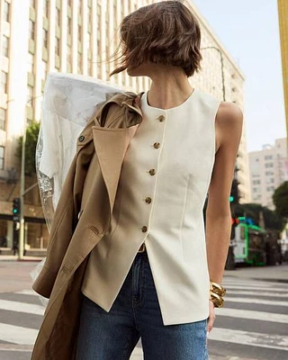 Crème Sleeveless Vest