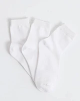 White Ribbed Crew Socks