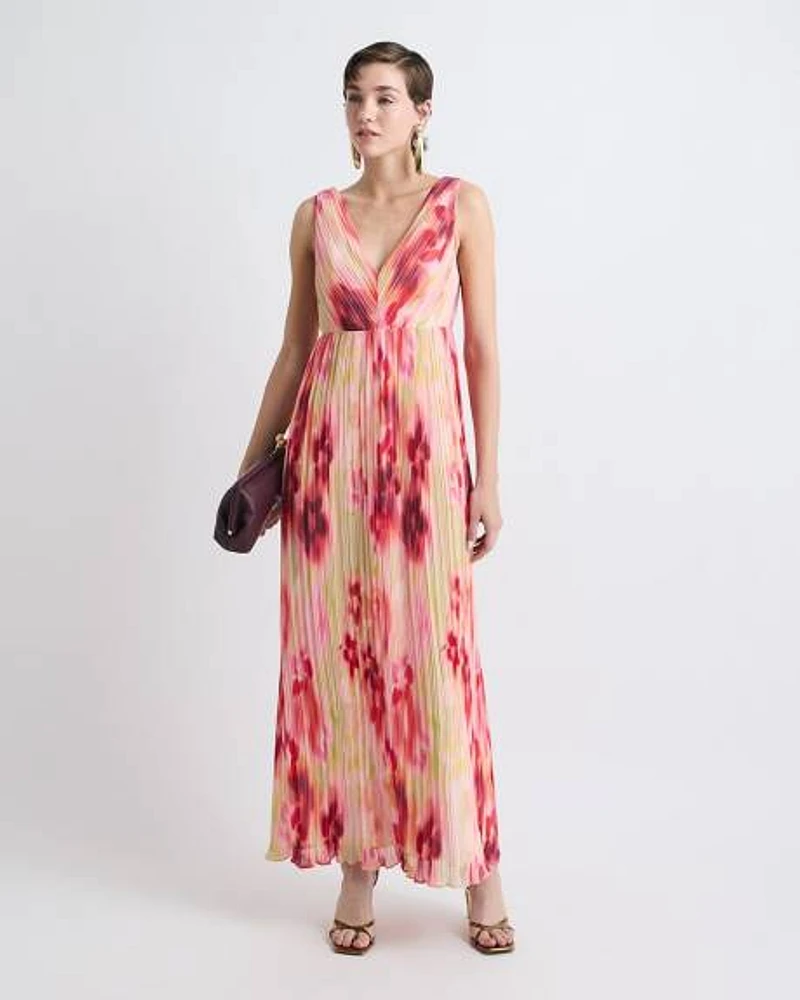Sleeveless Pleated Chiffon Maxi Dress