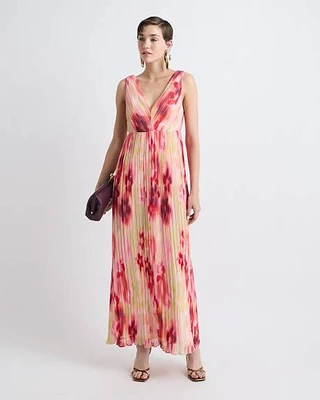 Sleeveless Pleated Chiffon Maxi Dress