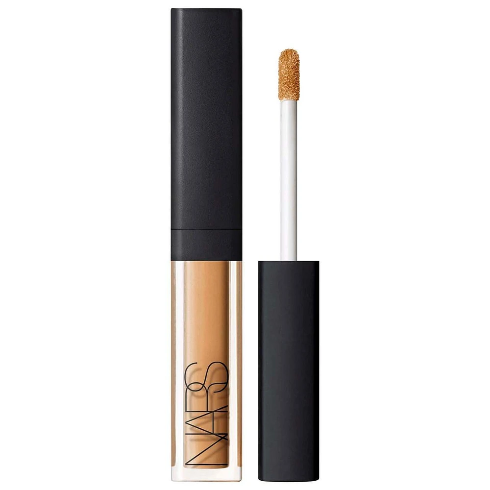 Radiant Creamy Concealer with Hydrating Medium Coverage