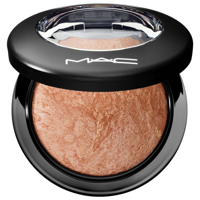 MAC Cosmetics Mineralize Skinfinish Sheer Coverage Luminous Highlighting Powder for Face and Body 0.35 oz/ 10 g
