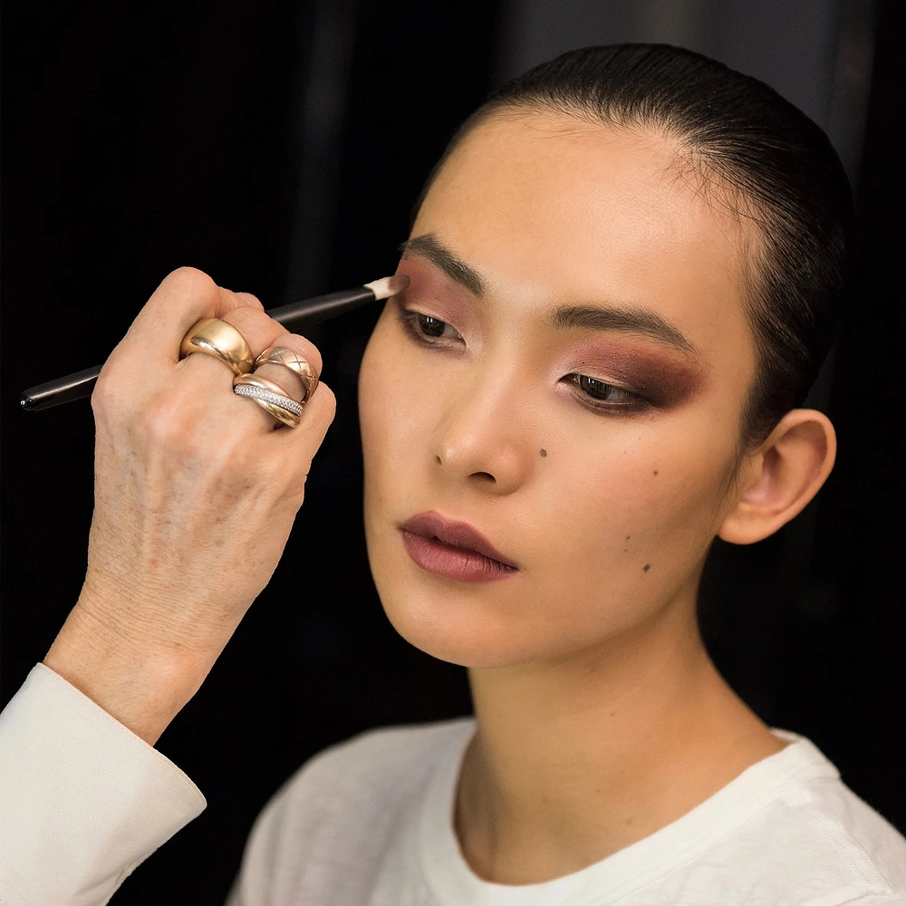 Clean Eyeshadow I Brush
