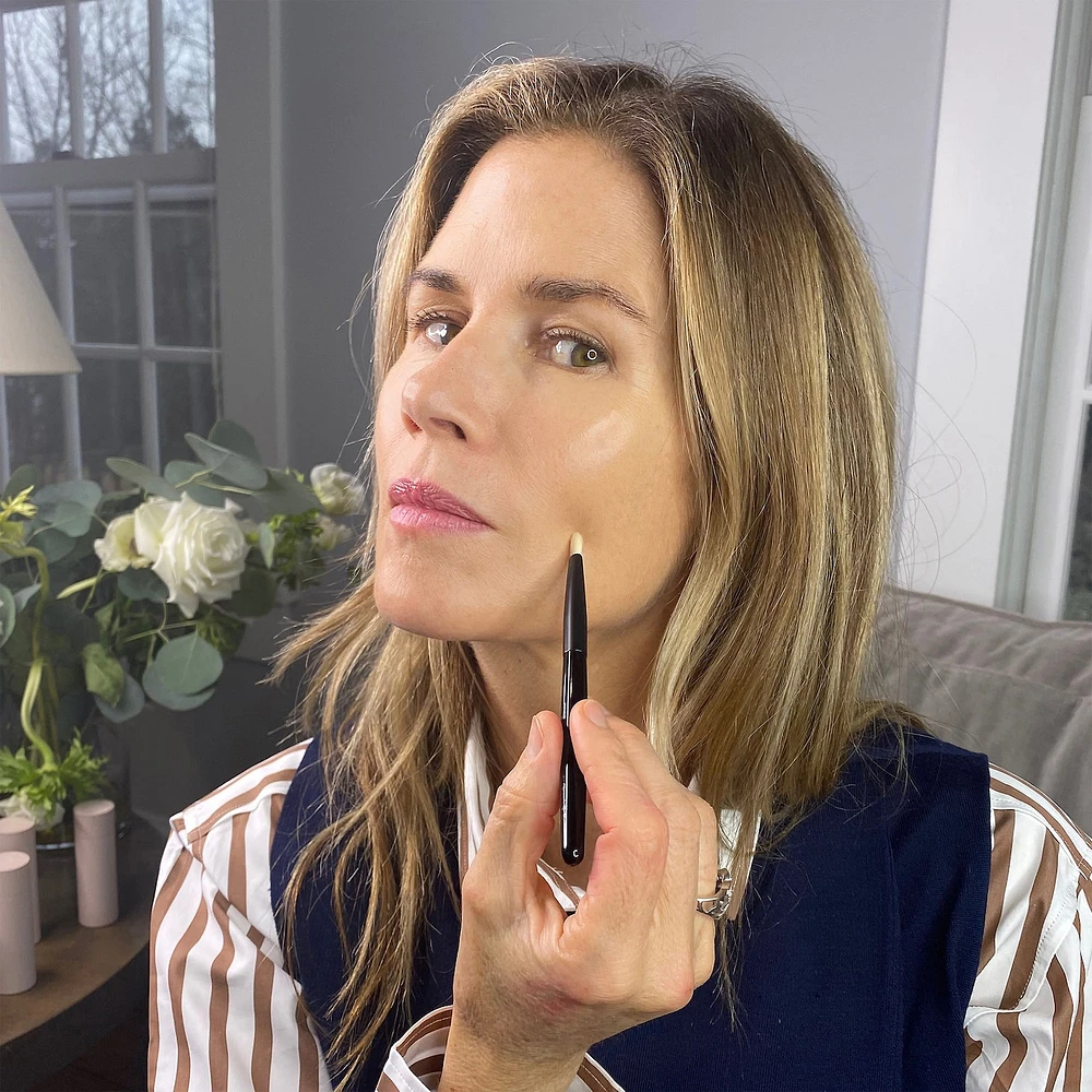Clean Foundation and Concealer Spot Check Brush