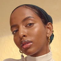 Light-Catching Highlighter Balm