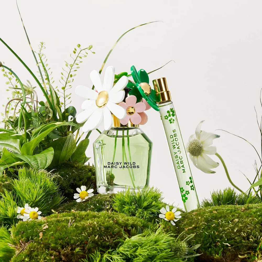 Daisy Wild Eau de Parfum with Banana Blossom Accord, Jasmine & Vetiver