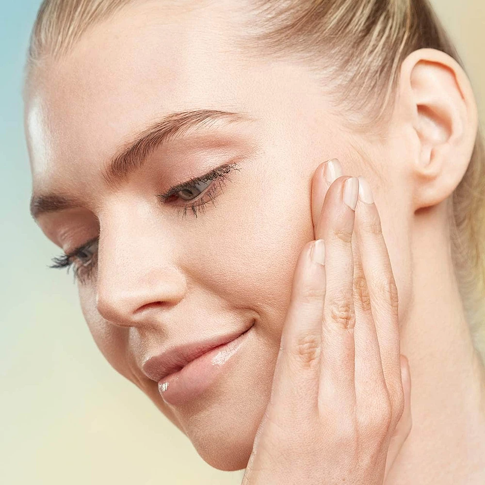 Anti-Wrinkle Hydrating Essence with Hyaluronic Acid