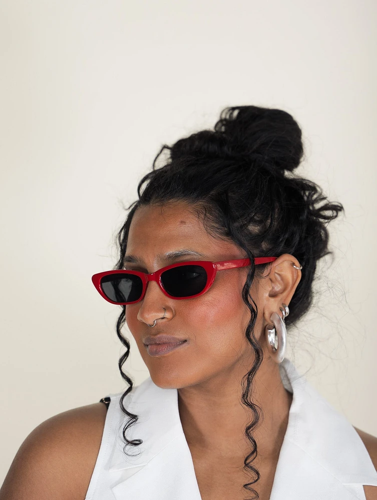 Sleek Sunnies