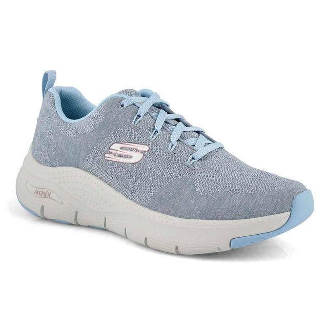 soft moc skechers