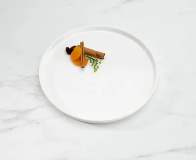 Grande assiette Ledge, blanc