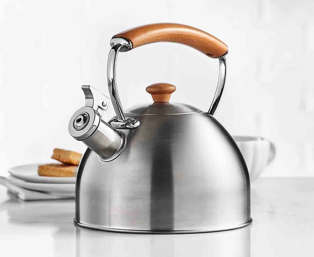Bouilloire à sifflet avec poignée en bois Oak, argent, 1,8 L