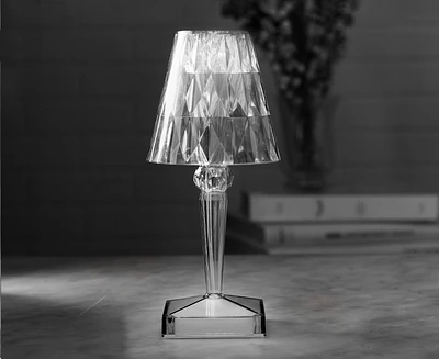 Lampe DEL Shade par Better Living, transparente