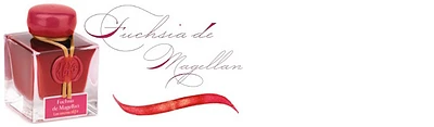 Bouteille d'encre Jacques Herbin, série Encres 1670 Fuchsia de Magellan (paillettes dorées)