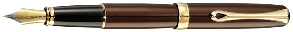 Diplomat Fountain pen, Excellence A² series Brown GT