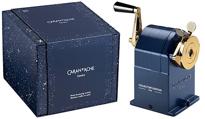 Taille crayon Caran d'Ache, série Édition Spéciale Cosmic Blue