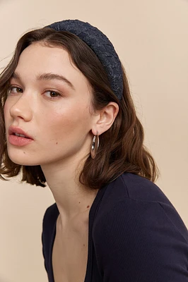Textured hairband