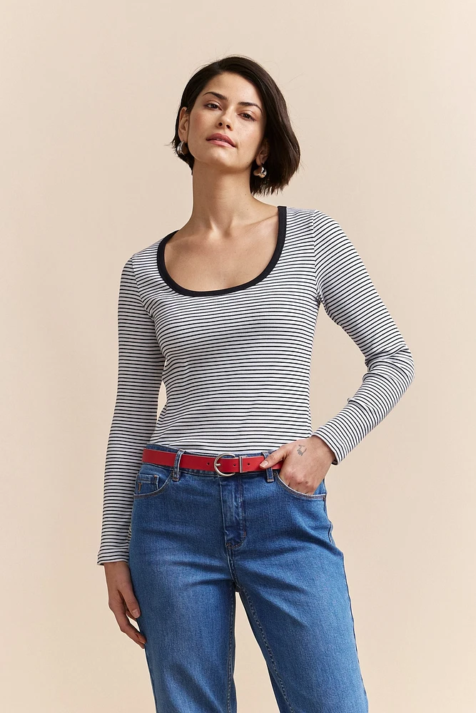 Stripped rib top with scoop neck