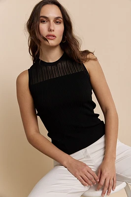 Crew neck sleeveless sweater
