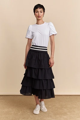 Fluid skirt with frills