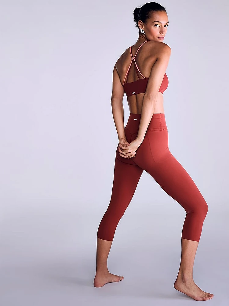 VSX Elevate™ Liquid Shine Stretch-Comfort Sports Bra