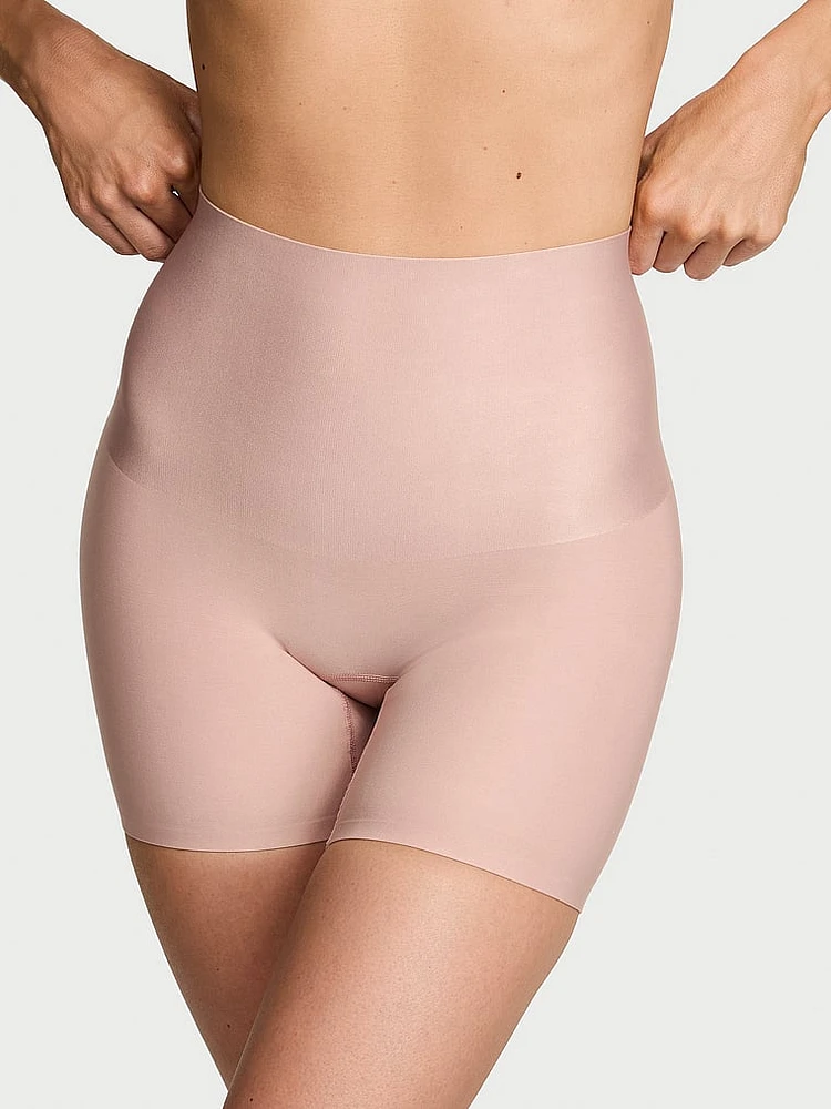 SmoothingShimmer™ Shorts