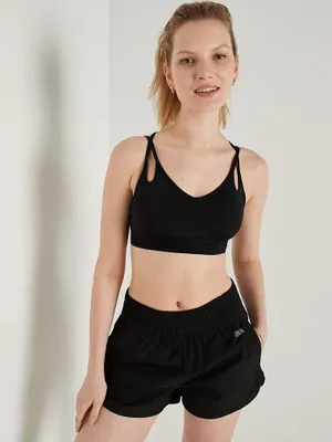 Ultimate Strappy Back Lightly Lined Sports Bra