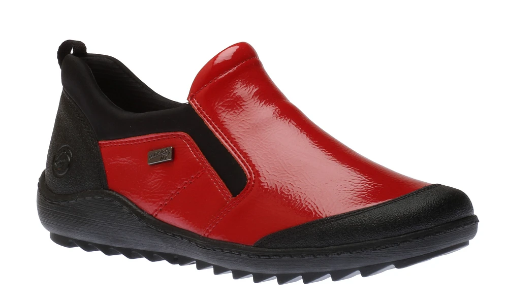 Jura Scuba Red Patent Slip-On Walking Shoe