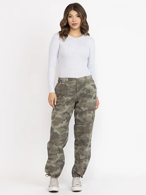 Women's 2 Button Camo Baggy Cargo Pants
