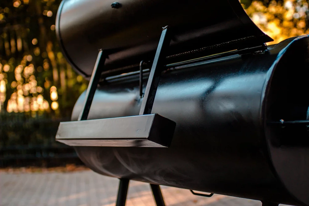 Old Country BBQ Pits OC Cantina DLX Charcoal Grill at