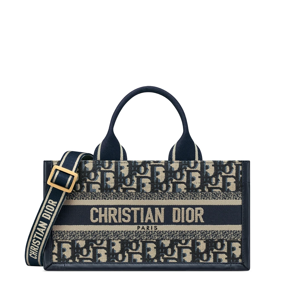 Dior Dior Trotter Book Tote ネイビー 平置き実寸 Dior East-West Dior Book Tote with Strap at Mall of America