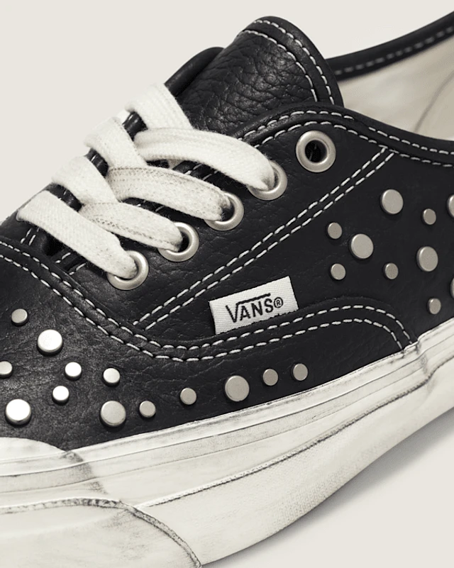【Vans】★スニーカー★Premium Authentic Studded Leather Shoe Vans Premium Authentic Nocturnal Black Studded Leather Men's