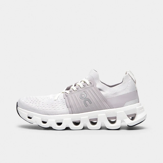 On Women's Cloudswift 4 Lavender / White | Scarborough Town