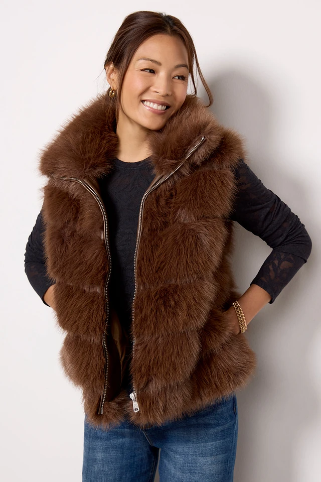 完売！bow.a ボウエー　FAKE FUR VEST EMBRYO Cyber Faux Fur Warrior Vest
