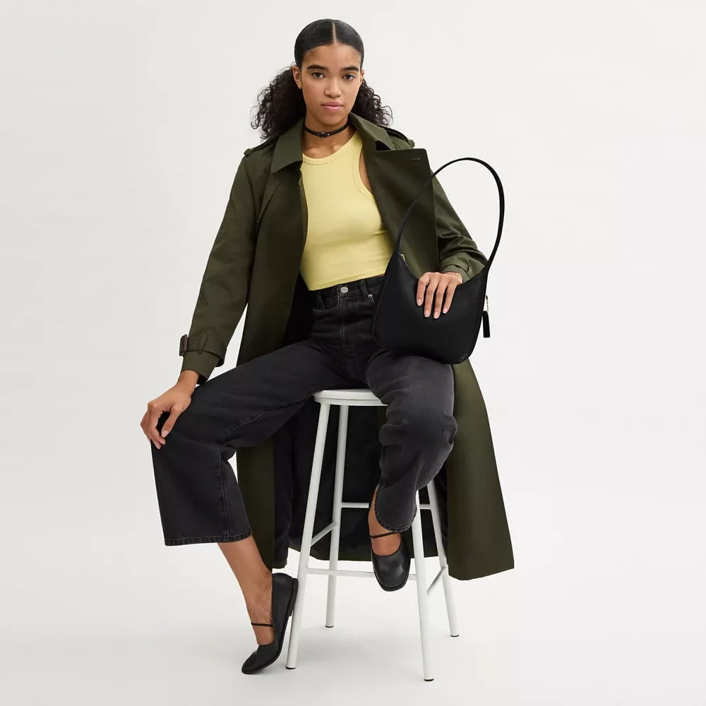 COACH® Curve Zip Bag | Scarborough Town Centre