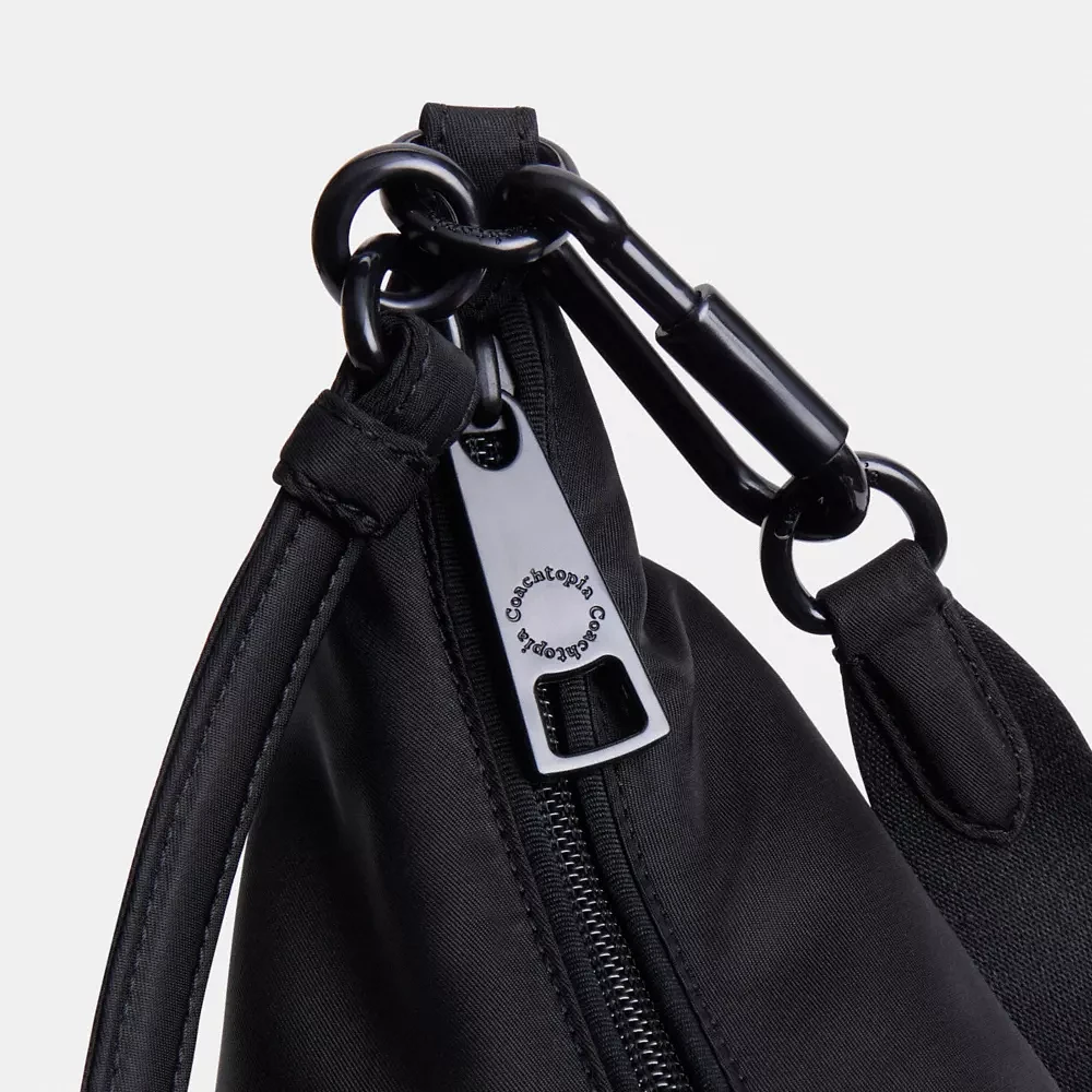 COACH® Coachtopia Loop Shoulder Bag | Scarborough Town Centre