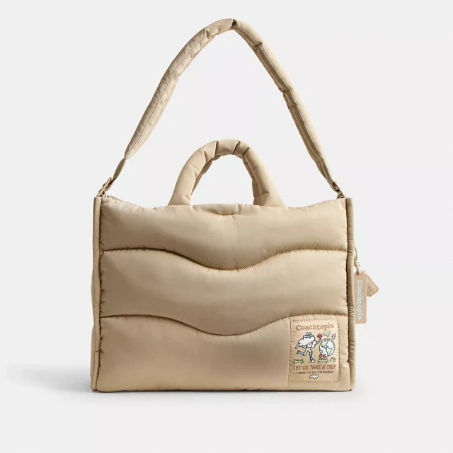【Coach】Coachtopia Loop Quilted Wavy Tote ◆国内発送◆ Get excited❣️ Our bestselling Coachtopia Loop Quilted Wavy