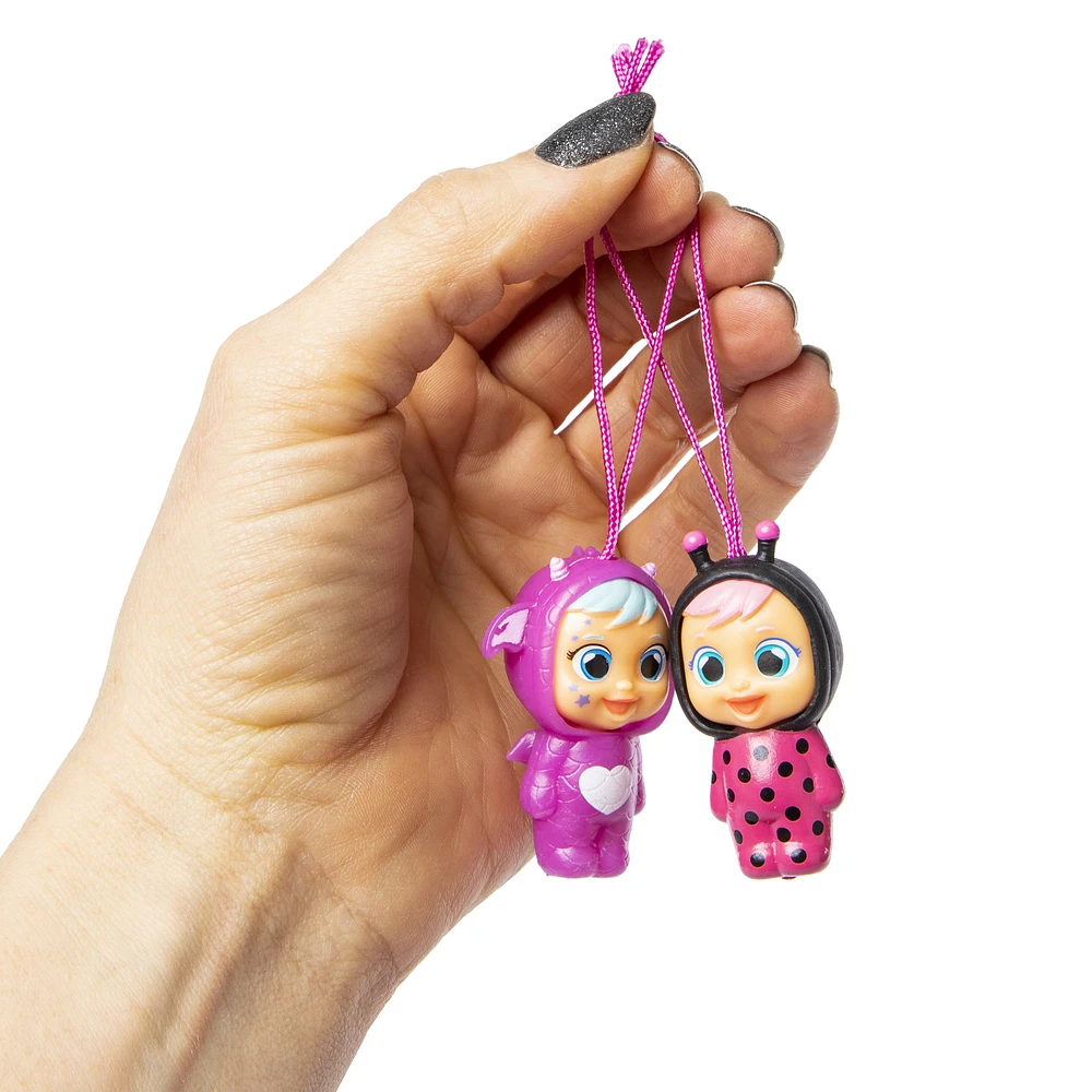 Cry Babies minis 2P入り全袋。 Cry Babies minis 2P入り全袋。