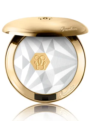 ファンデーション GUERLAIN PARURE GOLD CUSHION 01N Guerlain Parure Gold Cushion Rejuvenating Radiance