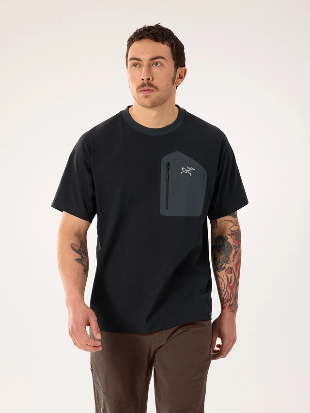 ARC’TERYX Konseal Pocket SS M BLACK M Arc'teryx Konseal Pocket Shirt SS Men's | Yorkdale Mall