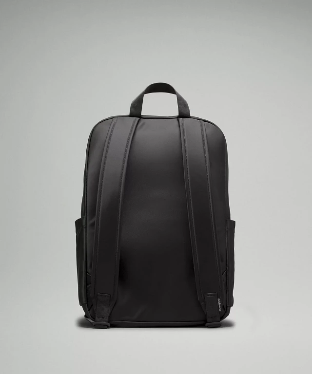 未使用品lululemon Drawstring ブラックバックパック 10L Lululemon Drawstring Bucket Backpack 10L - Black - lulu fanatics