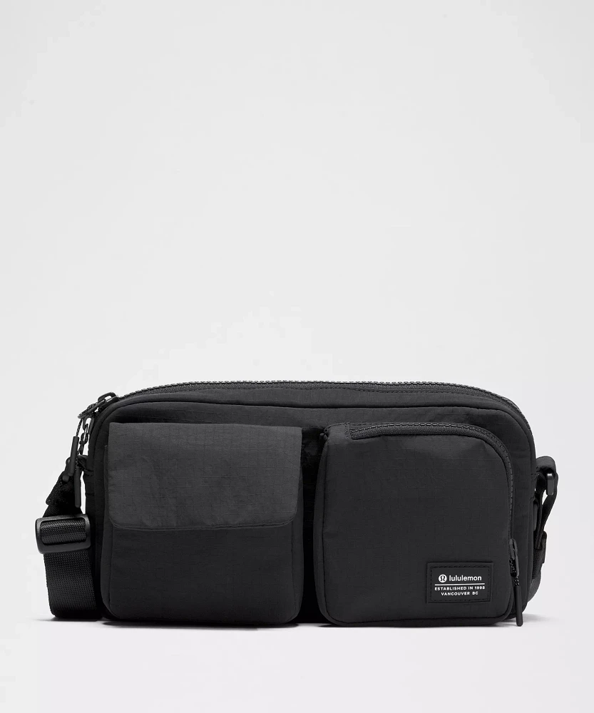 マルチポケット【lululemon】ナイロン クロスボディーバッグ2.5L Lululemon athletica Multi-Pocket Crossbody Bag 2.5L | Men's
