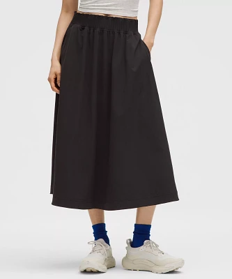 Zara STRETCH CONTOURING MIDI SKIRT | Yorkdale Mall